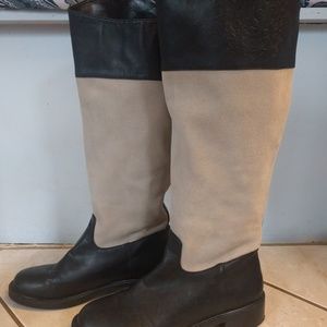 Ladies boots